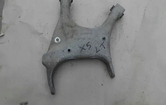 BMW X5 E70 Rear upper control arm/wishbone 6770953