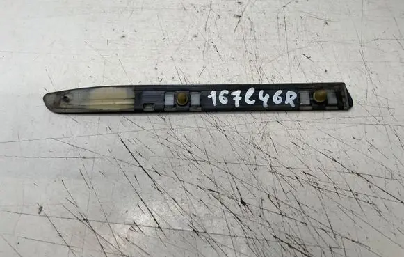 BMW 3 E46 Fender trim (molding) 8208666