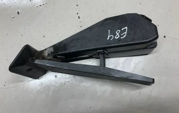 BMW X1 E84 Accelerator throttle pedal