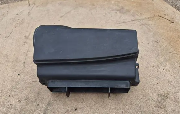 Volkswagen Touran I Air intake duct part 1T0805971A PPT20