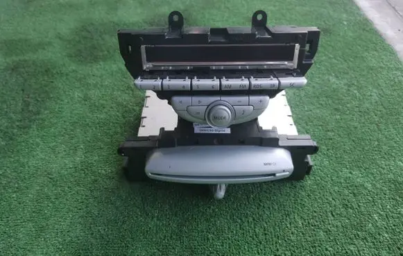 Mini One - Cooper Coupe R56 Radio/CD/DVD/GPS head unit 3455681