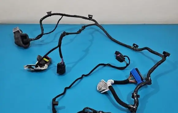Maserati Quattroporte Rear door wiring loom 06700075120 IMPRK1533104