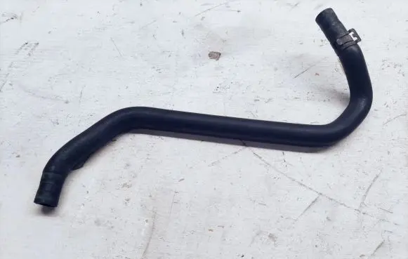 Volkswagen Touran I Engine coolant pipe/hose 1K0121447S