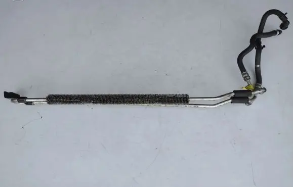 Volvo XC60 Power steering radiator 6G9N3F780CF 31280430