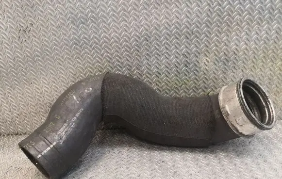 Mercedes-Benz A W169 Intercooler hose/pipe 1695280482