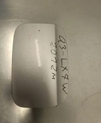 Audi Q3 8U Fuel tank cap 8U0809907