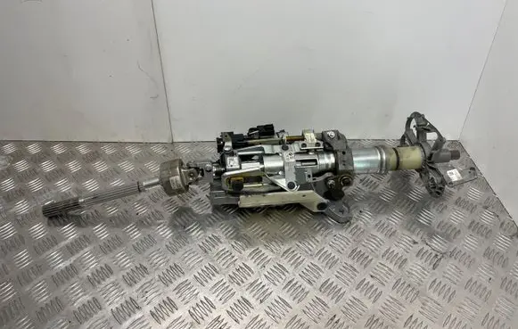 BMW 5 E60 E61 Steering wheel axle 6780879