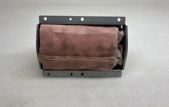 Volvo S60 Passenger airbag 9191928 G2305C3310271 570603700G