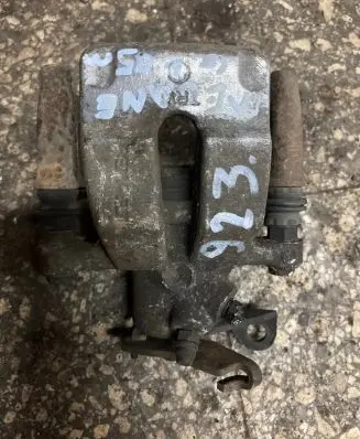 Renault Megane II Rear brake caliper