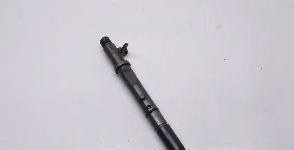 Volkswagen PASSAT B5.5 Fuel injector 05913020B 0432133818