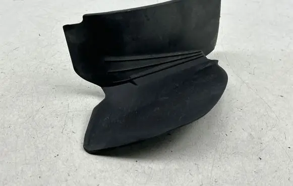 Nissan Murano Z52 Rear/tail light trim molding 