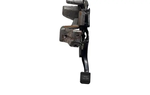 Lexus GS 300 350 430 450H Handbrake/parking brake lever assembly