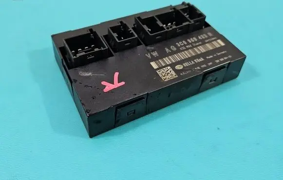 Volkswagen PASSAT B6 Central body control module 3C0959433R IMPRK1556908