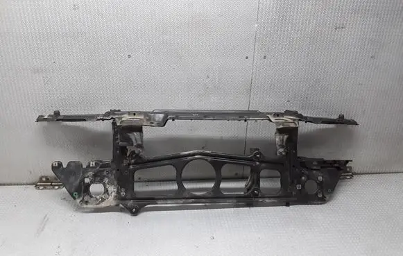 BMW 5 E39 Radiator support slam panel