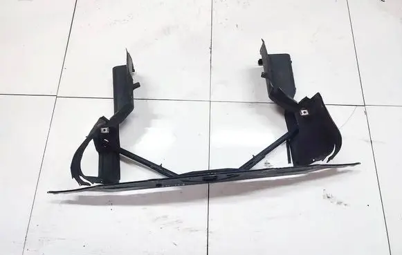 BMW 6 E63 E64 Engine bonnet/hood lock trim molding 