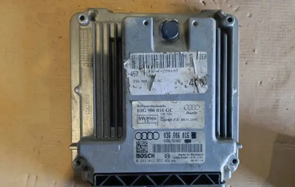 Audi A6 S6 C6 4F Engine control unit/module 03G906016GC