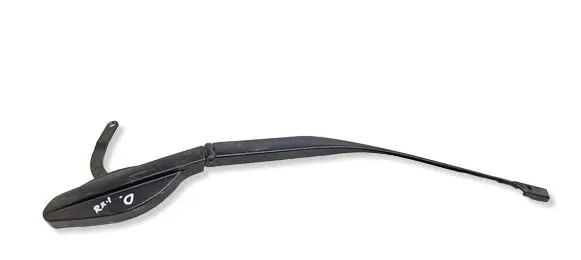 Lexus RX 450H Front wiper blade arm W000063279