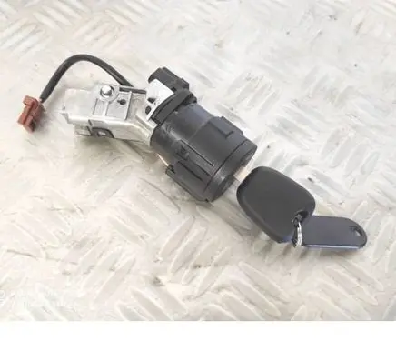 Peugeot Expert Ignition lock 9663123380