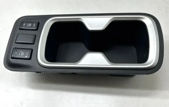Cup holder front