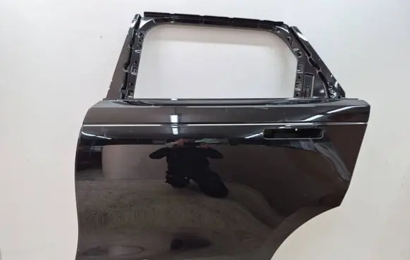 Land Rover Range Rover Velar Rear door