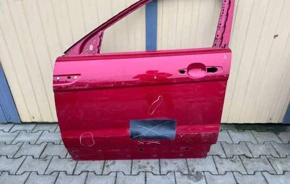 Land Rover Evoque I Front door