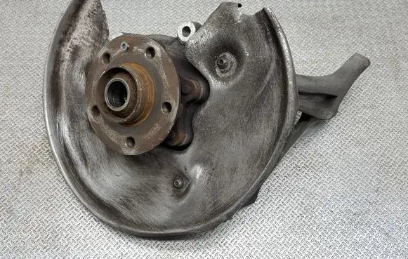 Porsche Macan (95B) Rear wheel hub spindle/knuckle 8R0505436C