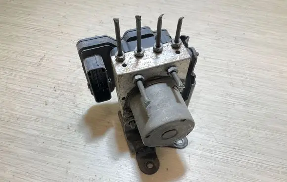 Mercedes-Benz Sprinter W906 ABS Pump A0084318712 269517 ZGS001