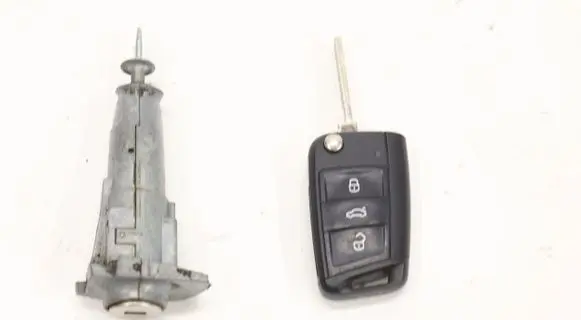 Skoda Scala Ignition key/card 654959752D