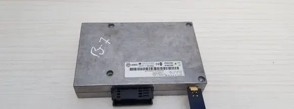 Audi A4 S4 B7 8E 8H Bluetooth control unit module 8P0862335H