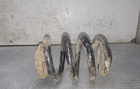Volkswagen Transporter - Caravelle T4 Rear coil spring