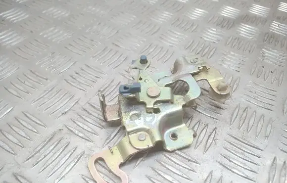 Mazda 626 Tailgate/trunk/boot lock/catch/latch