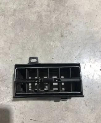 Mercedes-Benz 380 560SEC C126 Dashboard side air vent grill/cover trim 1268310530