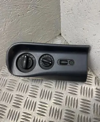 Ford Mondeo MK II Light switch 93bg10b838aaw