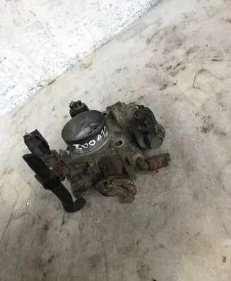 Mazda 3 I Throttle valve 1985001260
