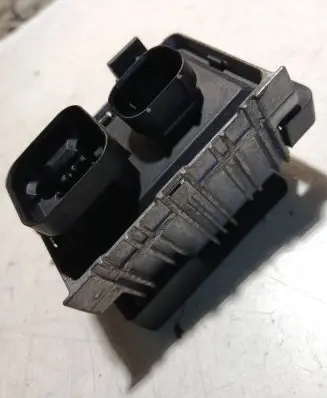Opel Antara Glow plug pre-heat relay 55574293
