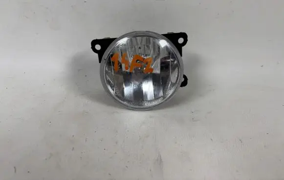 Peugeot 3008 II Front fog light