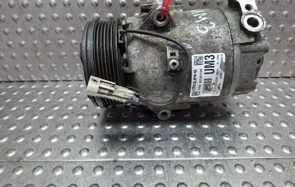 Opel Zafira B Air conditioning (A/C) compressor (pump) S27639163 13286086