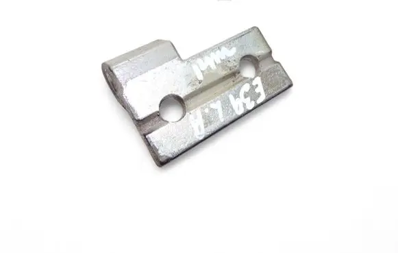 BMW 5 E39 Rear door upper hinge 