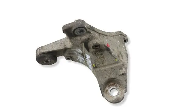 Audi A6 S6 C5 4B Gearbox mounting bracket 8D0399114S