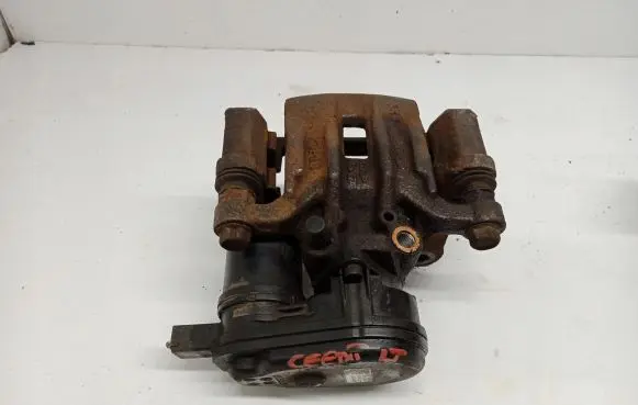 KIA Ceed Rear brake caliper A558237700