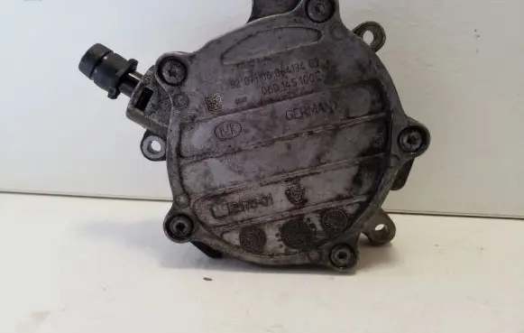Vacuum pump