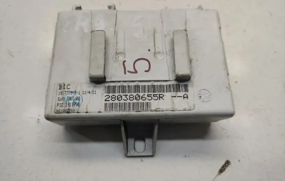 Renault Trafic II (X83) GPS navigation control unit/module 28113971 280380655R