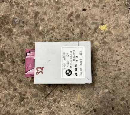 BMW 5 E39 Other control units/modules 61358375964 5108 55892110