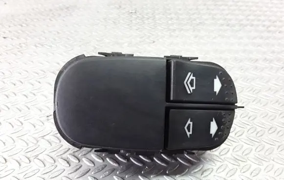 Ford Focus Electric window control switch 03162302