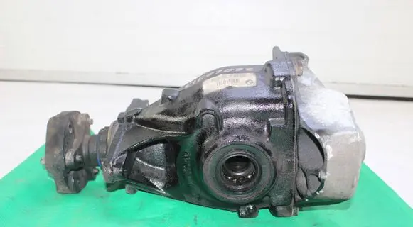 BMW 3 F30 F35 F31 Rear differential 7599469 E27091323 0712070706370003