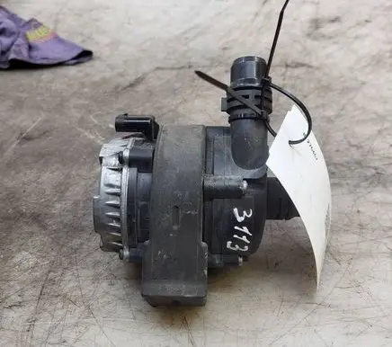 Peugeot 2008 II Electric auxiliary coolant/water pump 9827567880 0392024023 20210304