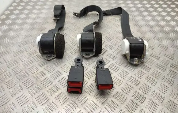 Ford B-MAX Rear seatbelt AV11A611B69AB AV11A611B68AB AV1160045AC
