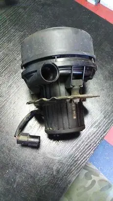 BMW 5 E60 E61 Secondary air pump 728129 728124