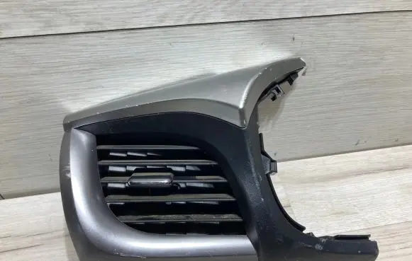 Toyota Hilux VIII Dashboard side air vent grill/cover trim 55650kk070