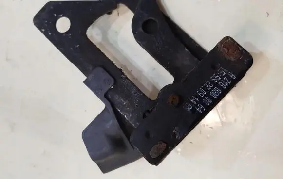 Mercedes-Benz C W205 Engine bonnet/hood lock/latch loop/hook 